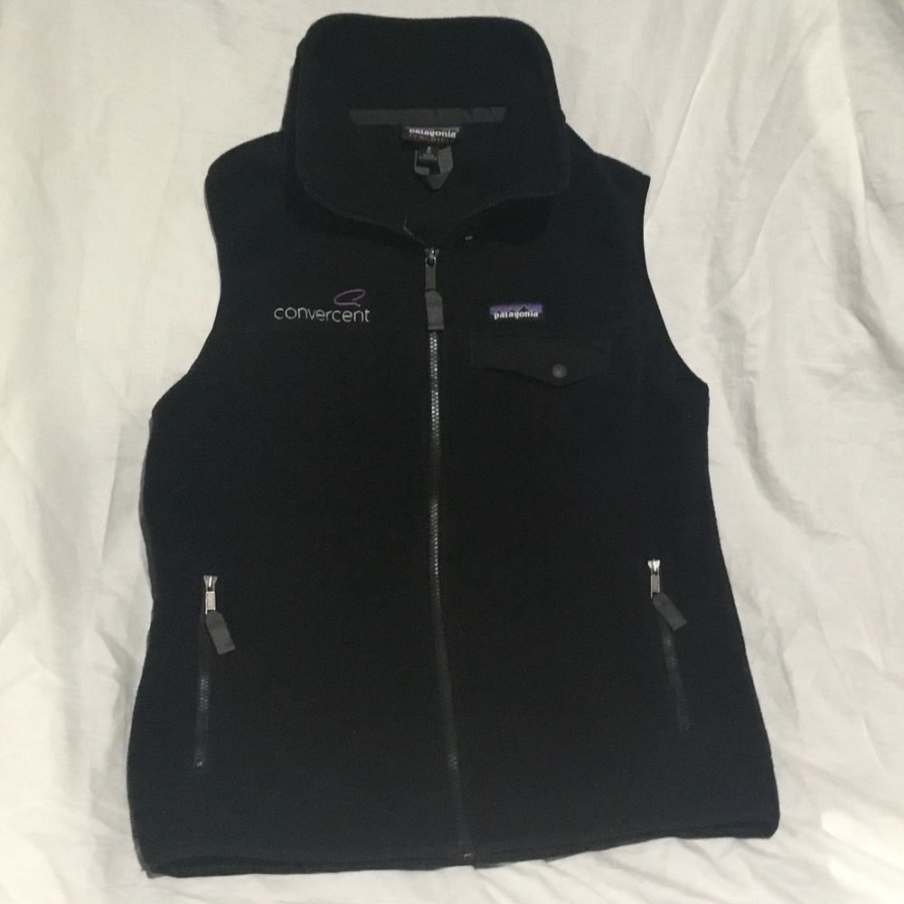 Patagonia Synchilla  Fleece Full Zip Vest in Black M (ladies) $50